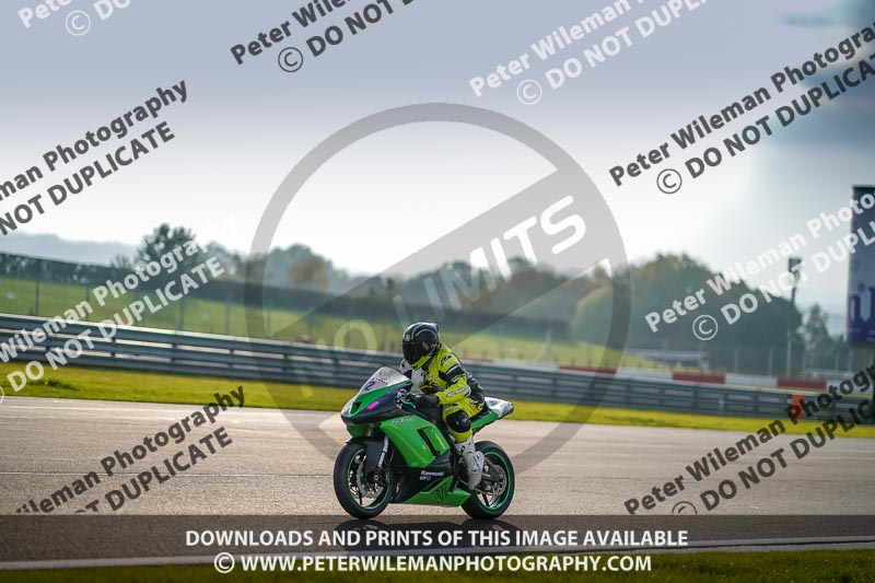 donington no limits trackday;donington park photographs;donington trackday photographs;no limits trackdays;peter wileman photography;trackday digital images;trackday photos